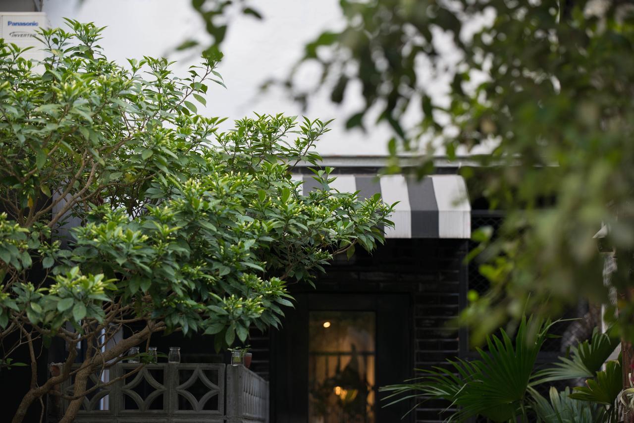 เบิร์ดอาย การ์เดน Bed & Breakfast ไถหนาน ภายนอก รูปภาพ