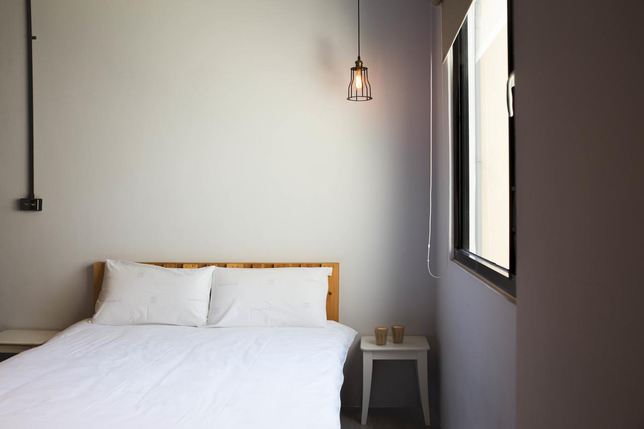 เบิร์ดอาย การ์เดน Bed & Breakfast ไถหนาน ภายนอก รูปภาพ